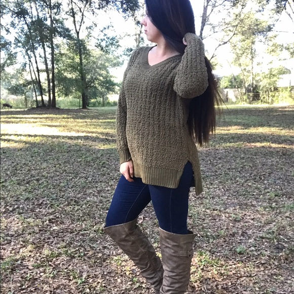 << Olive Green Popcorn Sweater >> - Picture 6 of 6